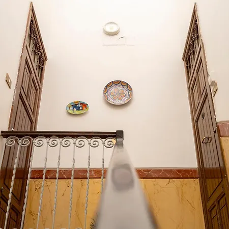 Centro Stazione Aeroporto Wi-Fi&Self Check-In Apartment Palermo Exterior photo