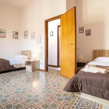 Centro Stazione Aeroporto Wi-Fi&Self Check-In Apartment Palermo Exterior photo